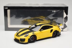 Porsche 911 991.2 GT2 RS Weissach Package Dzeltens ar Melniem Diskiem Minichamps 1:18 155068311 Metāls — attēls 6 no 6
