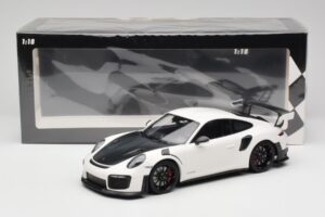 Porsche 911 991.2 GT2 RS Balts Minichamps 1:18 155068301 Metāls — attēls 6 no 6