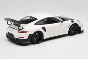 Porsche 911 991.2 GT2 RS Balts Minichamps 1:18 155068301 Metāls — attēls 2 no 6
