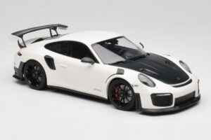Porsche 911 991.2 GT2 RS Balts Minichamps 1:18 155068301 Metāls — attēls 4 no 6