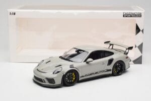 Porsche 911 991.2 GT3 RS Chalk Wording Melni Diski Minichamps 1:18 153068230 Metāls — attēls 6 no 6