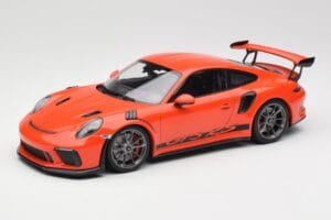 Porsche 911 991.2 GT3 RS Lava Orange & Sudraba Diski Minichamps 1:18 155068225 Metāls