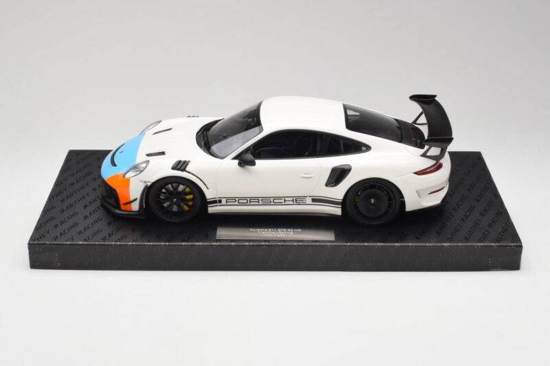 Porsche 911 991.2 GT3 RS Manthey Racing Balts & Zils & Oranžs Minichamps 1:18 MR-911-GT3RS-1805 Metāls