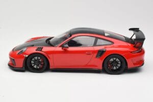 Porsche 911 991.2 GT3 RS Weissach Package Sarkans ar Melniem Diskiem Minichamps 1:18 155068230 Metāls — attēls 3 no 6