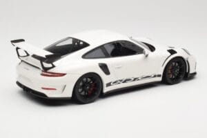 Porsche 911 991.2 GT3 RS Balts ar Melniem Diskiem Minichamps 1:18 155068224 Metāls — attēls 2 no 6