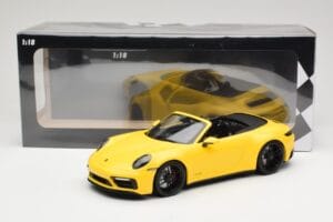 Porsche 911 992 Carrera 4 GTS Kabriolets Dzeltens Minichamps 1:18 155063030 Metāls — attēls 6 no 6