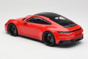 Porsche 911 992 Carrera 4 GTS Sarkans Minichamps 1:18 155063100 Metāls — attēls 5 no 6