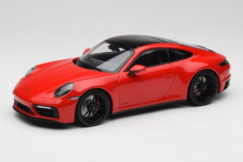 Porsche 911 992 Carrera 4 GTS Sarkans Minichamps 1:18 155063100 Metāls