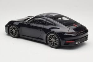 Porsche 911 992 Carrera 4S Blue Metallic Minichamps 1:18 155067321 Metāls — attēls 3 no 6