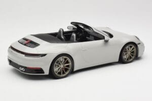 Porsche 911 992 Carrera 4S Kabriolets Pelēks Minichamps 1:18 155067335 Metāls — attēls 2 no 6