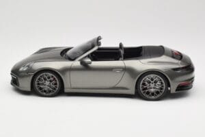 Porsche 911 992 Carrera 4S Kabriolets Mamba Green Metallic Minichamps 1:18 155067337 Metāls — attēls 3 no 6