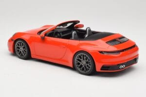 Porsche 911 992 Carrera 4S Kabriolets Oranžs Minichamps 1:18 155067334 Metāls — attēls 5 no 6
