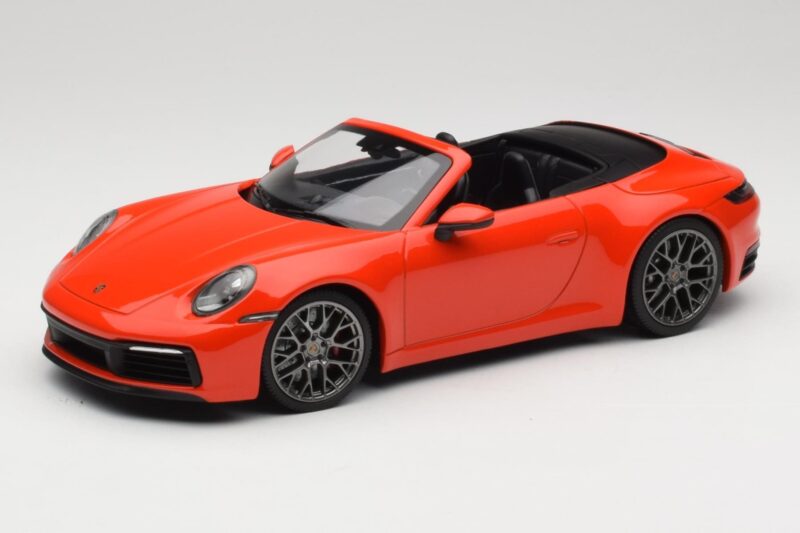 Porsche 911 992 Carrera 4S Kabriolets Oranžs Minichamps 1:18 155067334 Metāls