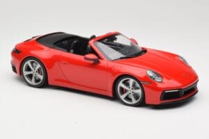 Porsche 911 992 Carrera 4S Kabriolets Sarkans Minichamps 1:18 155067331 Metāls — attēls 4 no 6