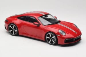 Porsche 911 992 Carrera 4S Carmine Red Minichamps 1:18 155067326 Metāls — attēls 4 no 6