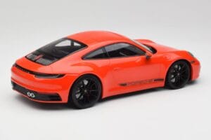 Porsche 911 992 Carrera 4S Lava Oranžs Minichamps 1:18 155067327 Metāls — attēls 2 no 6