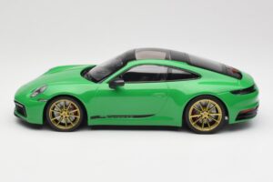 Porsche 911 992 Carrera 4S Python Green Minichamps 1:18 155067325 Metāls — attēls 3 no 6