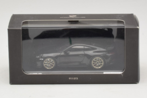 Porsche 911 992 GT3 Melns Ar Zelta Diskiem Minichamps 1:43 WAP0201520M007 Metāls — attēls 4 no 4