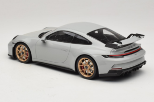 Porsche 911 992 GT3 Chalk Zelta Riteņi Minichamps 1:18 117069001 Metāls — attēls 5 no 6