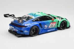 Porsche 911 992 GT3 R Falken #44 D. Eriksson / T. Heinemann 24 Hours of Nurburgring 2023 Minichamps 1:18 113236344 Metāls — attēls 3 no 8