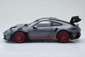 Porsche 911 992 GT3 RS Arctic Pelēks Pyro Sarkans Norev 1:18 187350 Metāls — attēls 4 no 8