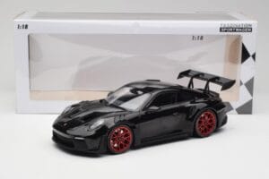 Porsche 911 992 GT3 RS Melns & Sarkani Riteņi & Melns Dekors Minichamps 1:18 153062240 Metāls — attēls 6 no 6