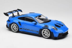 Porsche 911 992 GT3 RS Zils & Sudraba Riteņi & Melns Dekors Minichamps 1:18 153062234 Metāls — attēls 4 no 6