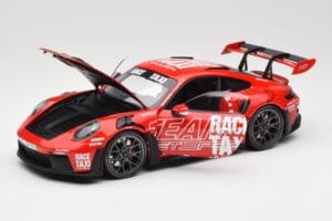 Porsche 911 992 GT3 RS Getspeed Race Taxi Guards Red Minichamps 1:18 110062040 Metāls — attēls 2 no 8