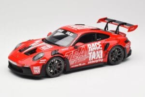 Porsche 911 992 GT3 RS Getspeed Race Taxi Guards Red Minichamps 1:18 110062040 Metāls