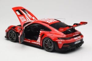 Porsche 911 992 GT3 RS Getspeed Race Taxi Guards Red Minichamps 1:18 110062040 Metāls — attēls 5 no 8