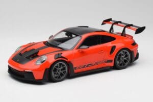 Porsche 911 992 GT3 RS Guards Oranžs & Sudraba Diski Minichamps 1:18 911992002 Metāls
