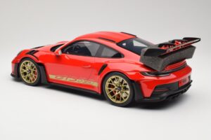 Porsche 911 992 GT3 RS Guards Red GT Spirit 1:12 GT939 Sveķi — attēls 5 no 6