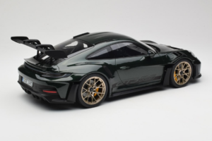 Porsche 911 992 GT3 RS Jet Green Metallic Black Norev 1:12 127532 Metāls — attēls 2 no 6