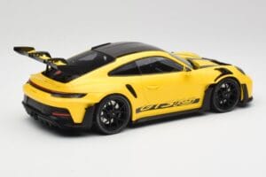 Porsche 911 992 GT3 RS Racing Dzeltens & Melni Riteņi Minichamps 1:18 153062245 Metāls — attēls 2 no 6