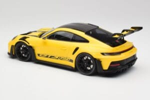 Porsche 911 992 GT3 RS Racing Dzeltens & Melni Riteņi Minichamps 1:18 153062245 Metāls — attēls 5 no 6