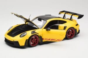 Porsche 911 992 GT3 RS Racing Yellow Weissach Package & Red Wheels Minichamps 1:18 110062025 Metāls — attēls 2 no 8