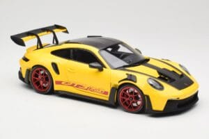 Porsche 911 992 GT3 RS Racing Yellow Weissach Package & Red Wheels Minichamps 1:18 110062025 Metāls — attēls 6 no 8