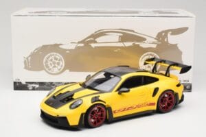 Porsche 911 992 GT3 RS Racing Yellow Weissach Package & Red Wheels Minichamps 1:18 110062025 Metāls — attēls 8 no 8