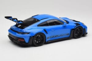 Porsche 911 992 GT3 RS Shark Zils & Melni Riteņi Minichamps 1:18 153062233 Metāls — attēls 2 no 6
