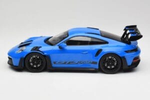 Porsche 911 992 GT3 RS Shark Zils & Melni Riteņi Minichamps 1:18 153062233 Metāls — attēls 3 no 6