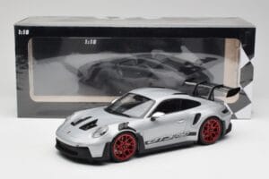 Porsche 911 992 GT3 RS Sudrabs & Sarkani Riteņi Minichamps 1:18 153062241 Metāls — attēls 6 no 6