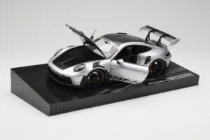 Porsche 911 992 GT3 RS Sudrabs Weissach Package Minichamps 1:18 110062020 Metāls — attēls 3 no 8