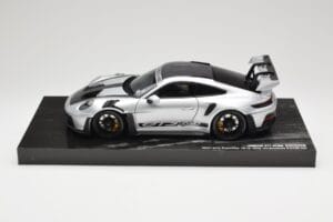 Porsche 911 992 GT3 RS Sudrabs Weissach Package Minichamps 1:18 110062020 Metāls