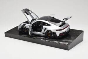 Porsche 911 992 GT3 RS Sudrabs Weissach Package Minichamps 1:18 110062020 Metāls — attēls 5 no 8