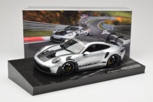 Porsche 911 992 GT3 RS Sudrabs Weissach Package Minichamps 1:18 110062020 Metāls — attēls 8 no 8
