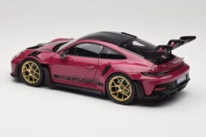 Porsche 911 992 GT3 RS Weissach Package Ruby Star Norev 1:18 187370 Metāls — attēls 7 no 8