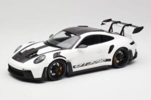 Porsche 911 992 GT3 RS Balts & Melni Riteņi Minichamps 1:18 155062230 Metāls