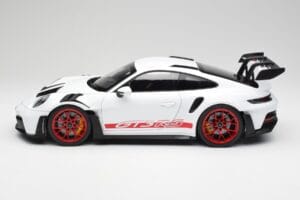 Porsche 911 992 GT3 RS Balts & Pyro Sarkans Norev 1:12 127530 Metāls — attēls 3 no 6