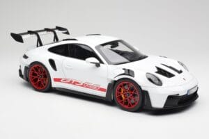 Porsche 911 992 GT3 RS Balts & Pyro Sarkans Norev 1:12 127530 Metāls — attēls 4 no 6