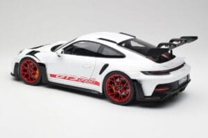 Porsche 911 992 GT3 RS Balts & Pyro Sarkans Norev 1:12 127530 Metāls — attēls 5 no 6